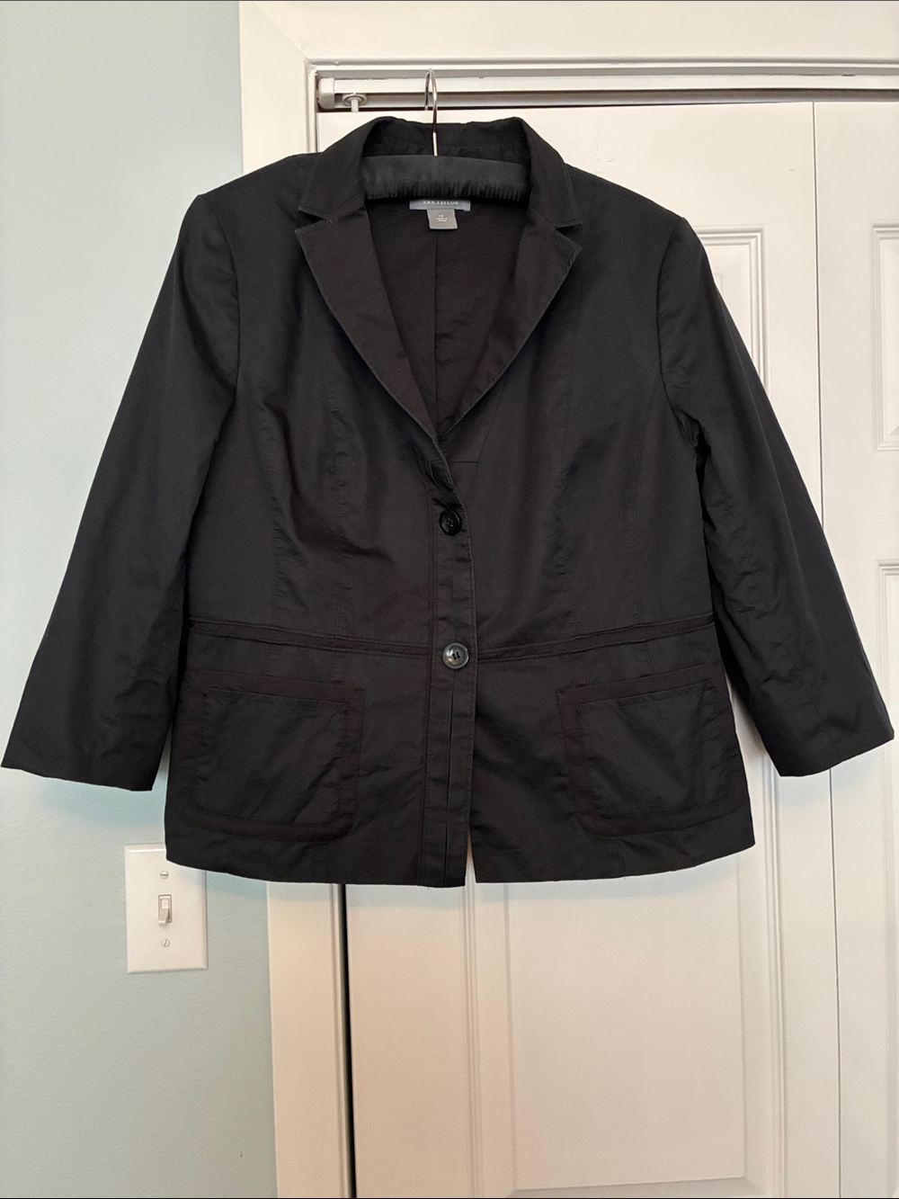 Lightweight Ann Taylor blazer